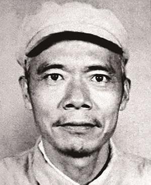 1937年，地下党员涂作潮与邻居打牌。闲聊中，邻居突然凑到他耳边，轻声说：老兄，
