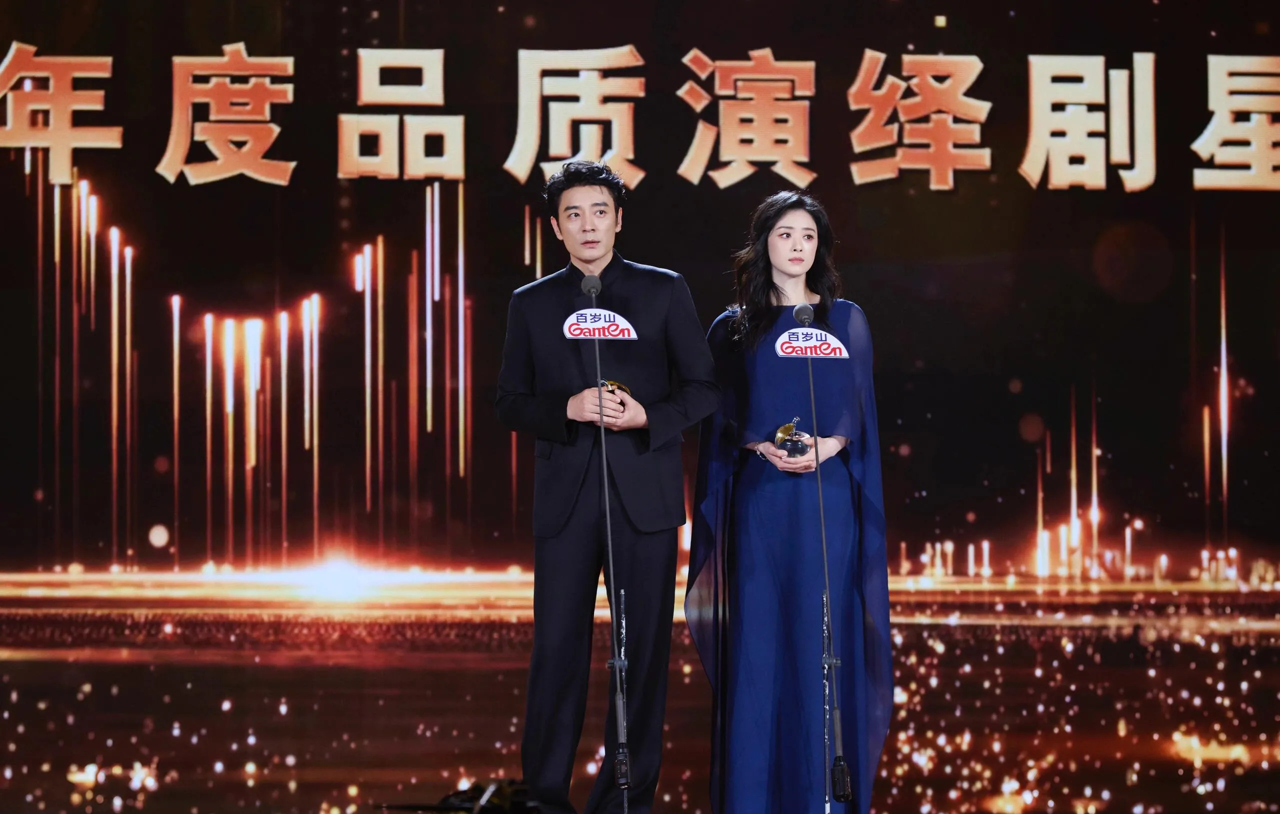 李光洁西装帅气演技好











怎么回事？！李光洁竟然这么帅！品质盛