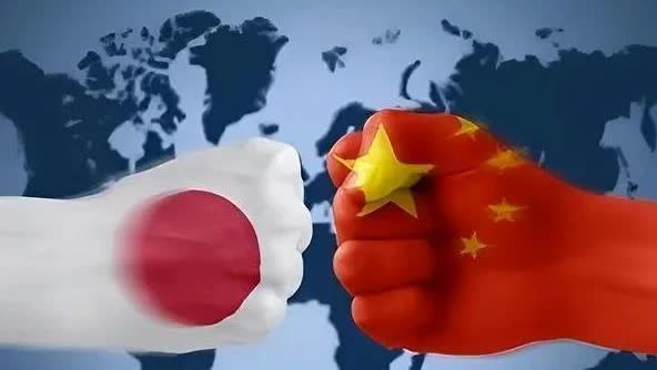 也不看自己有几斤几两！日本政府竟然通过外交渠道呼吁，要求各国领导人不要参加中国举