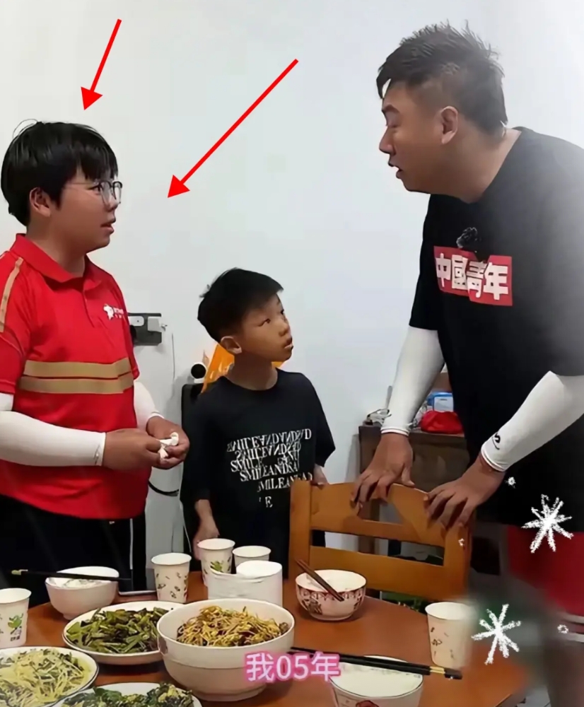 全网都在找这位妈妈！
四个孩子，你怎么忍心抛下？05年出生的大女儿，本该是青春正