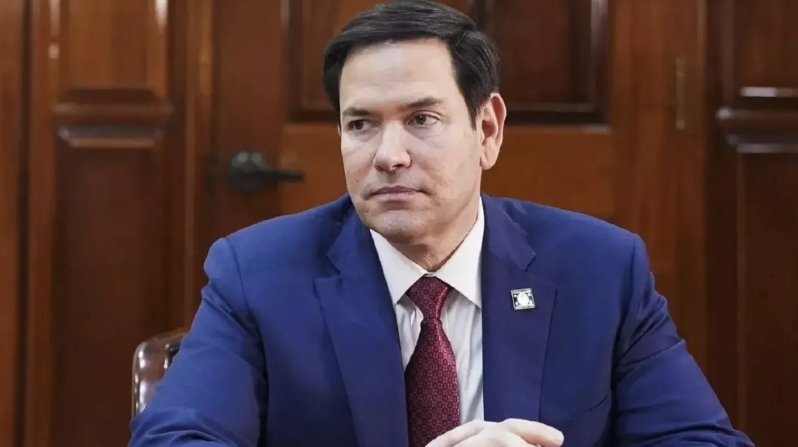 美国国务卿鲁比奥表示，柬埔寨首相洪玛奈与泰国代理总理普坦将在马来西亚举行高层停火