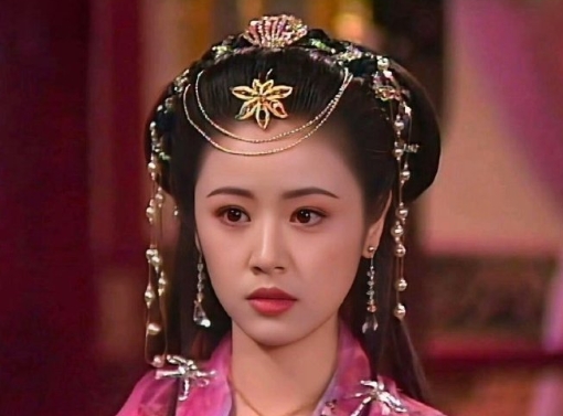 林心如真是天选紫薇，之前的这个角色好也水灵 ​​​，端庄大气又仙气飘飘！