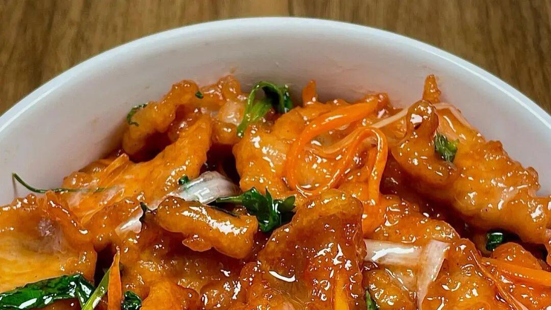 3道家常硬菜零失败教程！锅包肉+炒鸡腿+葱香土豆，香到舔盘