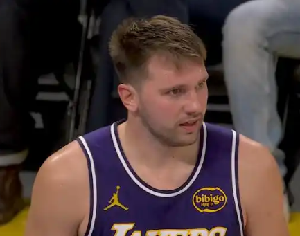 东契奇有MVP的实力和条件吗？
理性讨论一下
荣誉，连续多年的一阵，得分王
数据