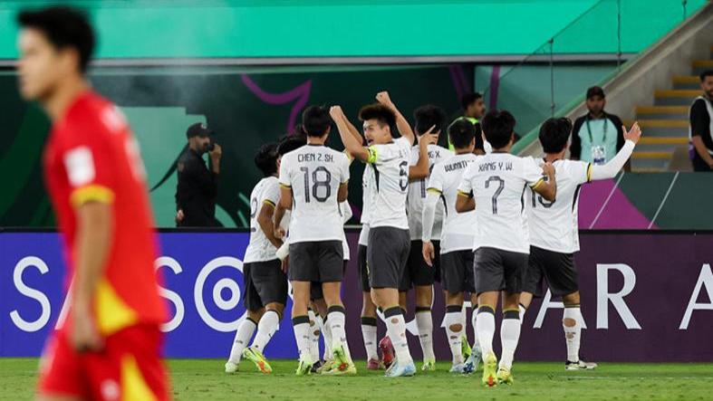 金相植战术被安圣完爆，点评中国队太客观了！3号太恶劣了，拜合拉木太扛造了