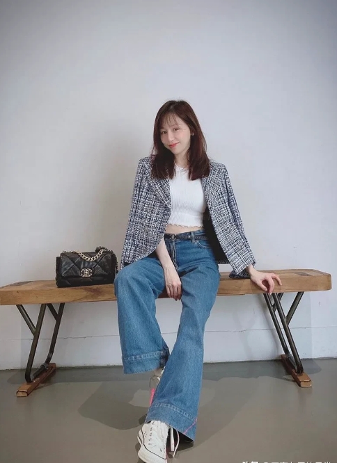 王心凌，158cm，43岁了，美的像少女。