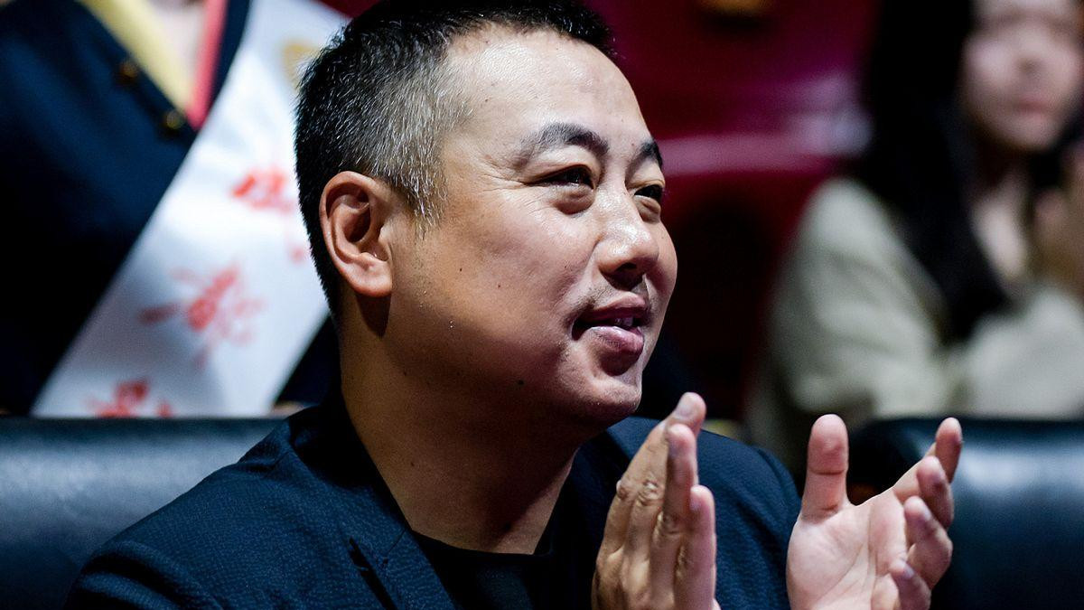 被郭斌暴打，乒乓大鱼或曝光，曝让张继科陪散步，让王楠赴饭局
