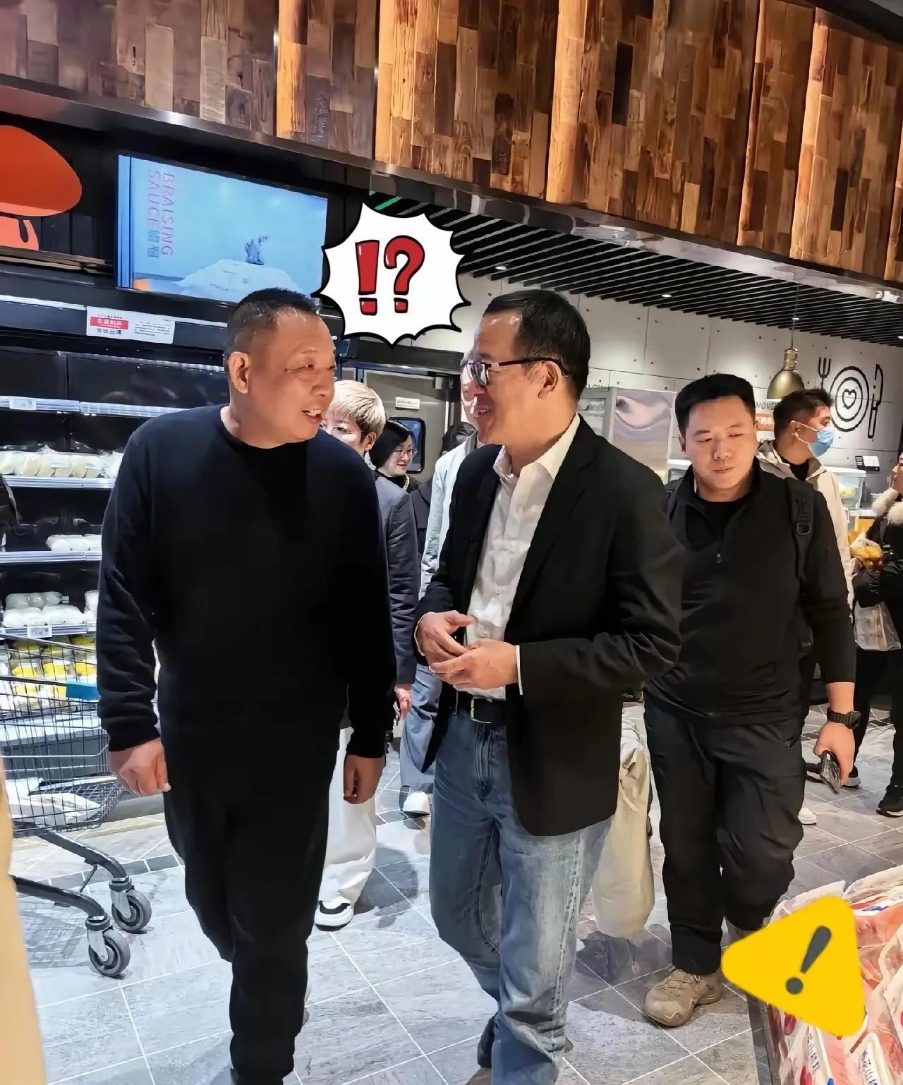 于东来糊涂啊！自己淋过雨却要撕烂董宇辉头顶的伞！这是什么操作？为了一个把全体中国