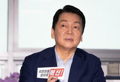 宣布参选韩国在野的国民力量党党首的安哲秀议员，3日向共同民主党党首郑清来强硬喊话