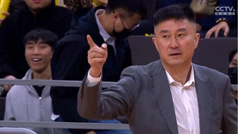 96-93击败广东，利夫戴维斯合砍57分