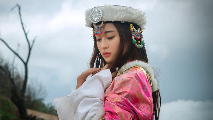 70后怒斥VS95后力挺：年轻人"穷游新姿势"为何吵翻天？