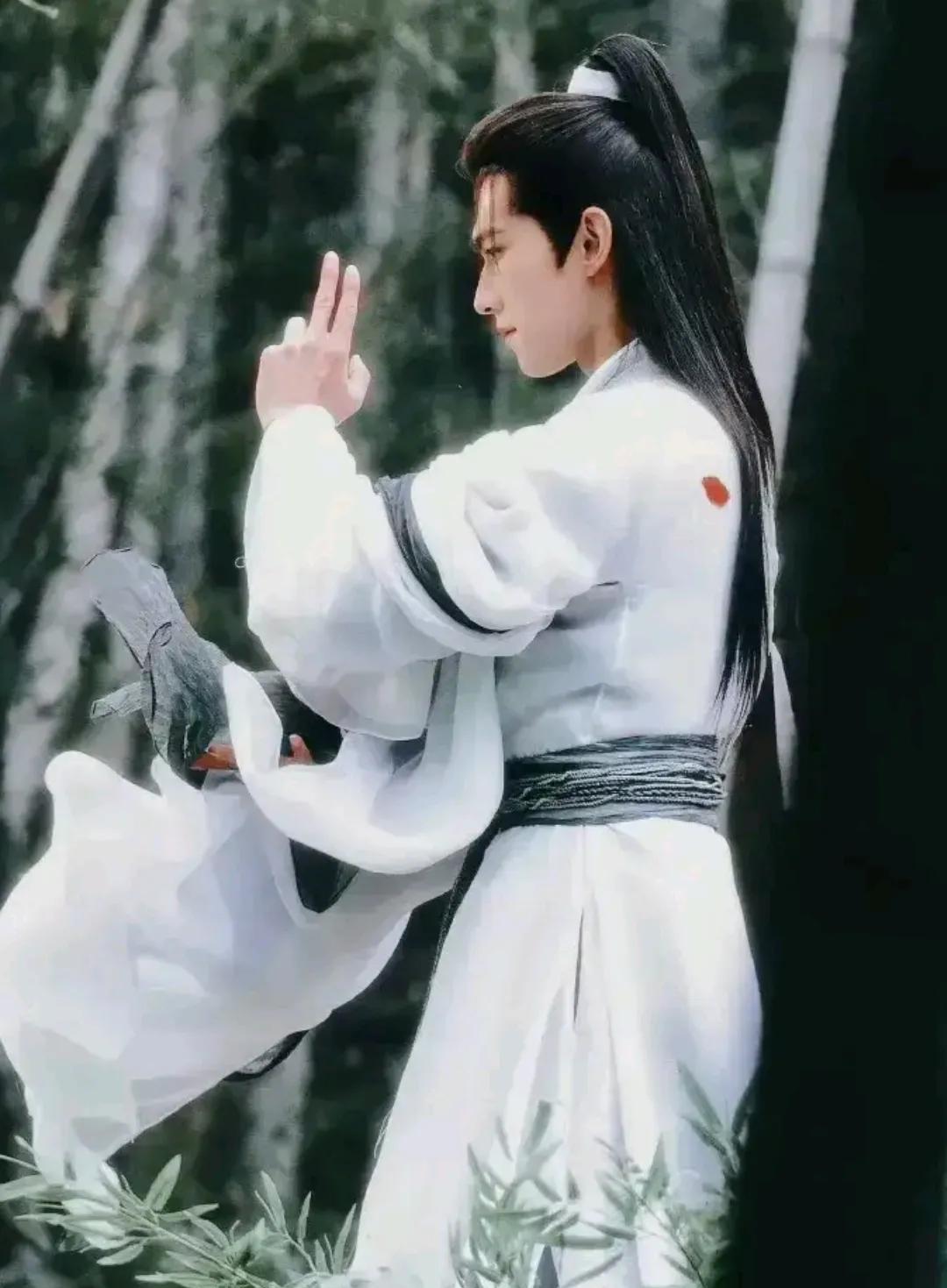 《凡人修仙传》的导演，
你糊涂啊！
虽然有杨洋、曹俊和徐海乔抗剧，但是你怎么非得