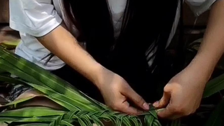 “爱你老己”，也让我想到李子柒