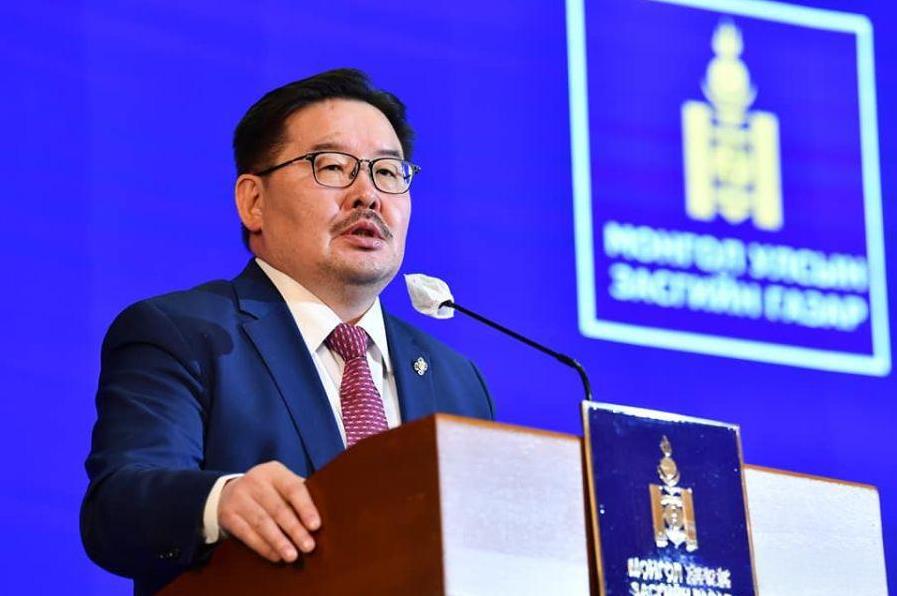 蒙古新任总理赞丹沙塔尔面对经济与贪腐挑战
贡博贾·赞丹沙塔尔接替奥云·额尔德尼当
