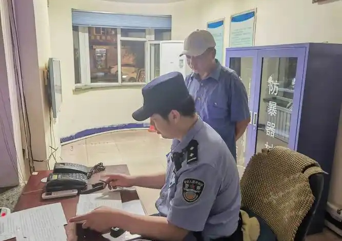 江苏的李某和虞某，两个人喜欢打牌，总想靠打牌来发一笔财，最好一夜暴富。可两人牌技