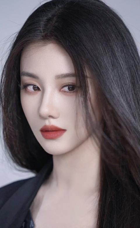 王鹤润在电视剧中演恶女，这在国内女演员中，也算很有辨识度！