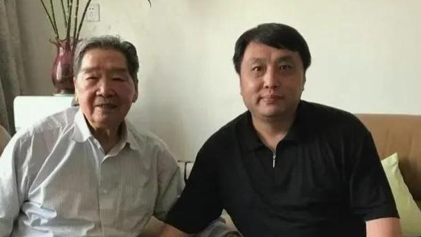 王枫：光影传奇落幕，精神永绽光芒