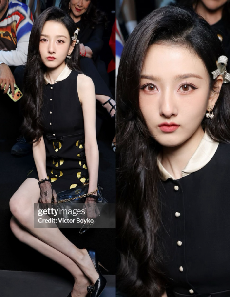 宋祖儿，甜美千金风

虽然衣服土土的但是女神脸萌萌的，祖儿是真的脸在江山在！