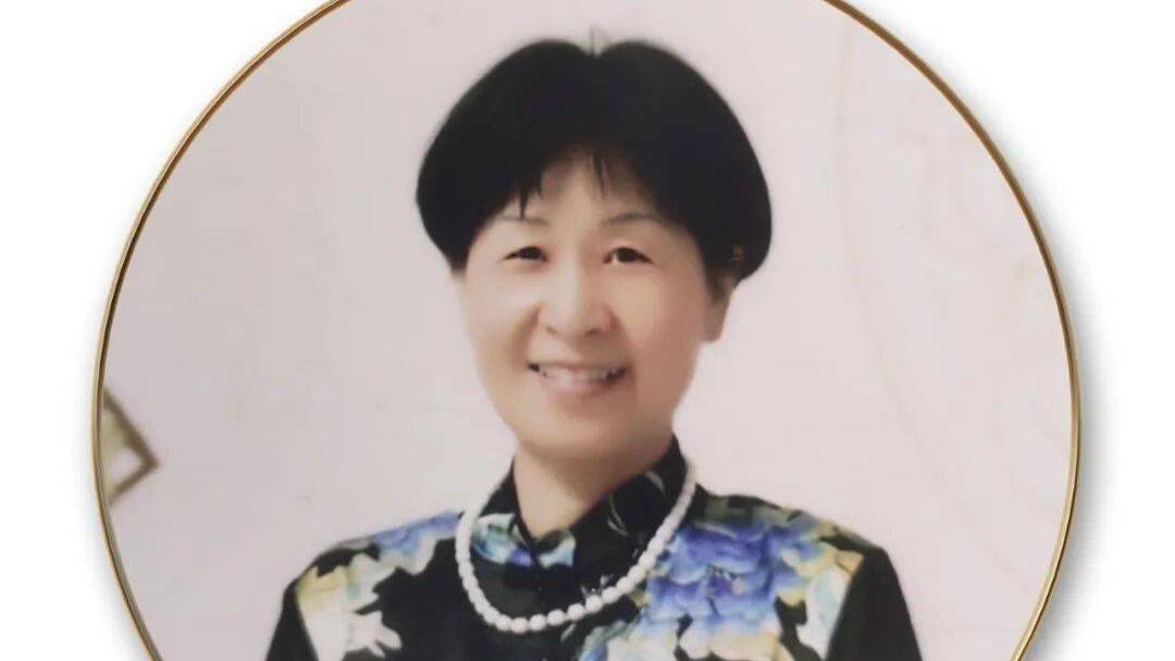 品读中国书法名家——张晓英