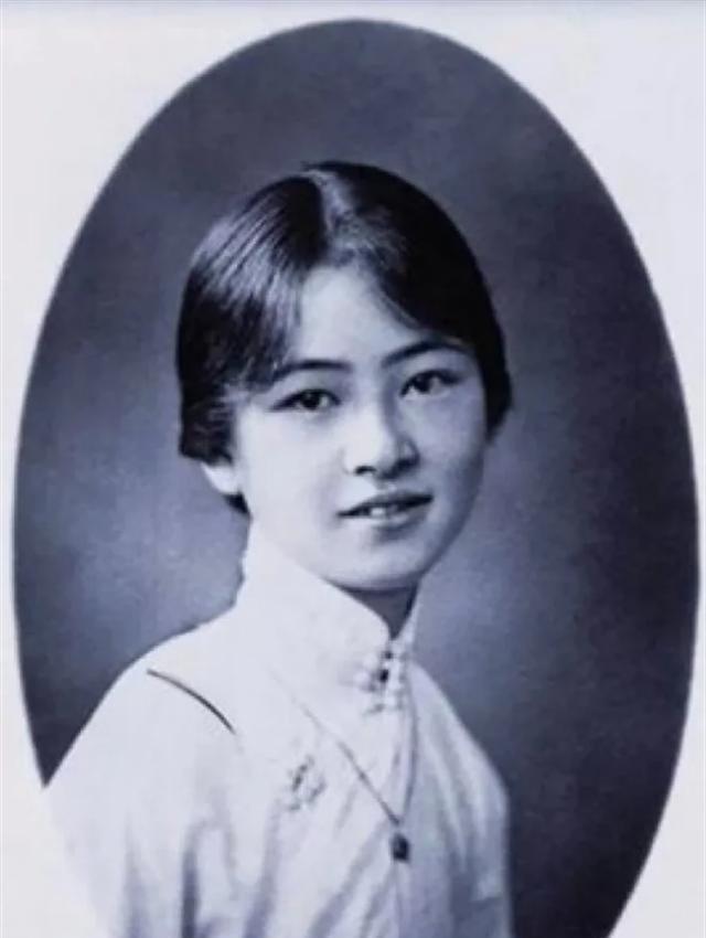 1953年，因为在对待古建筑上意见不同，吴晗说了一句“林家出身低微”。这惹恼了林