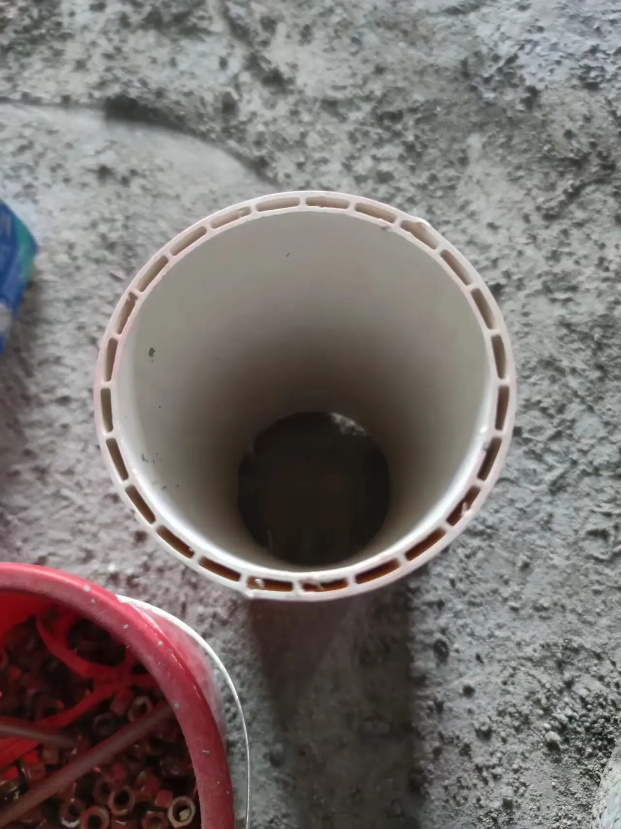 第一次见这种下水管。这种下水管有什么优点呢？
