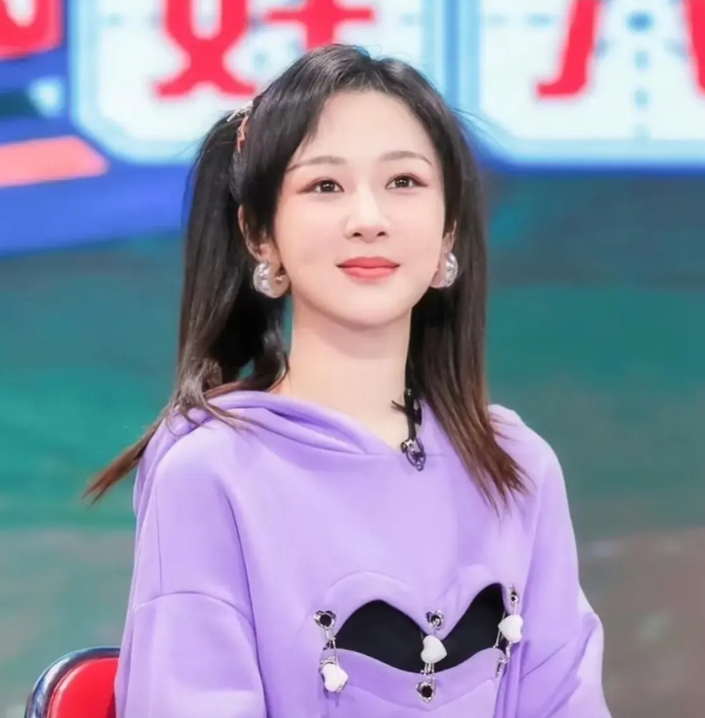 对不起，我真的无法支持杨紫了，原因很简单

不是她演技不好，还入围最佳女主角
