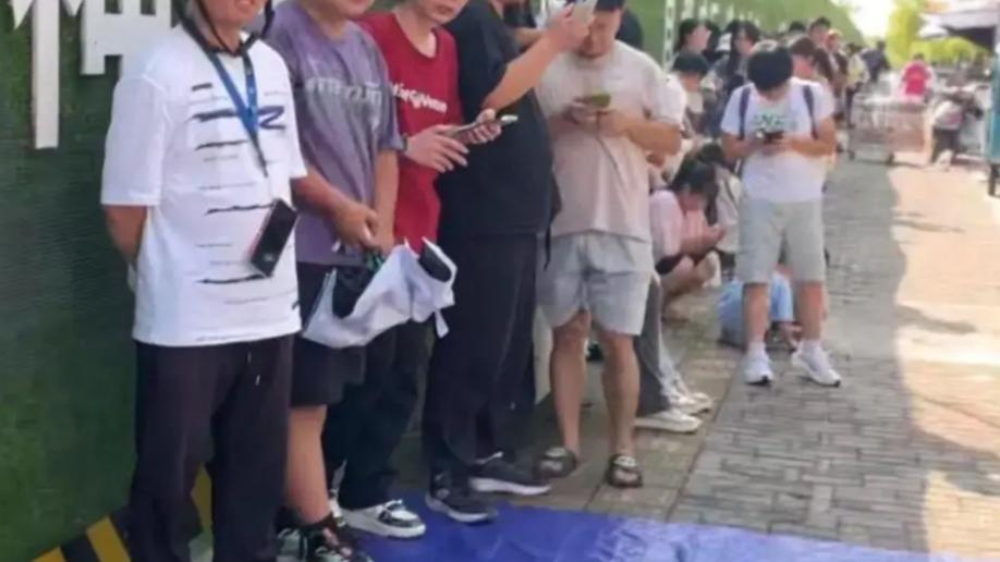 🔥6鸡排炸出圈！景德镇“鸡排哥”发言文旅座谈会，气场不输6亿项目！