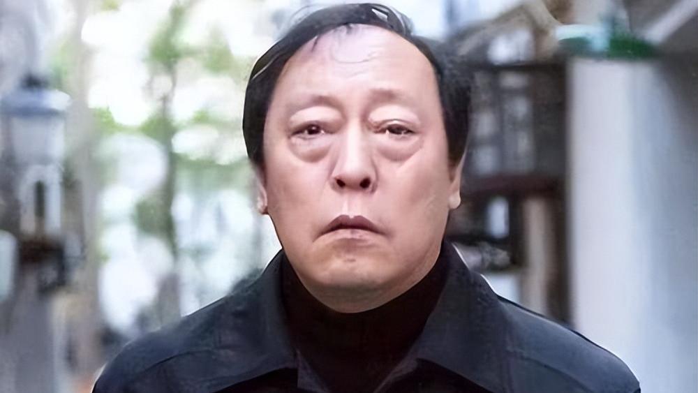 从"长得着急"到"眼袋都是戏", 看倪大红苦熬的40年, 才懂什么叫逆袭