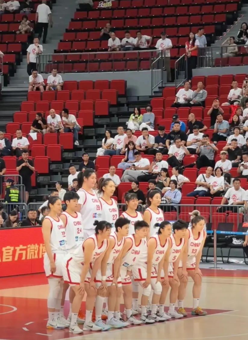勤奋在天赋面前啥都不是
女篮几场热身赛下来，最打脸的是集训“万次投篮”与比赛实际