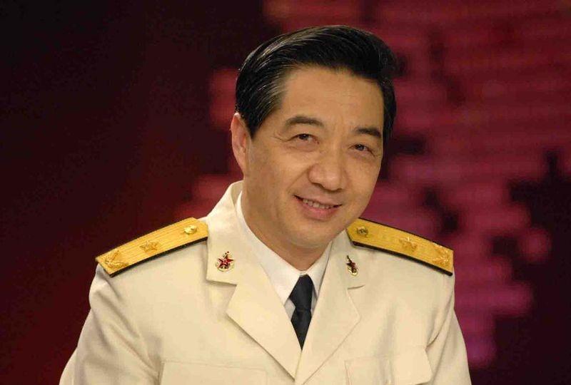 “美国什么都不做，中国再花20年也追不上美国！”这是军事专家张召忠10年前对中国