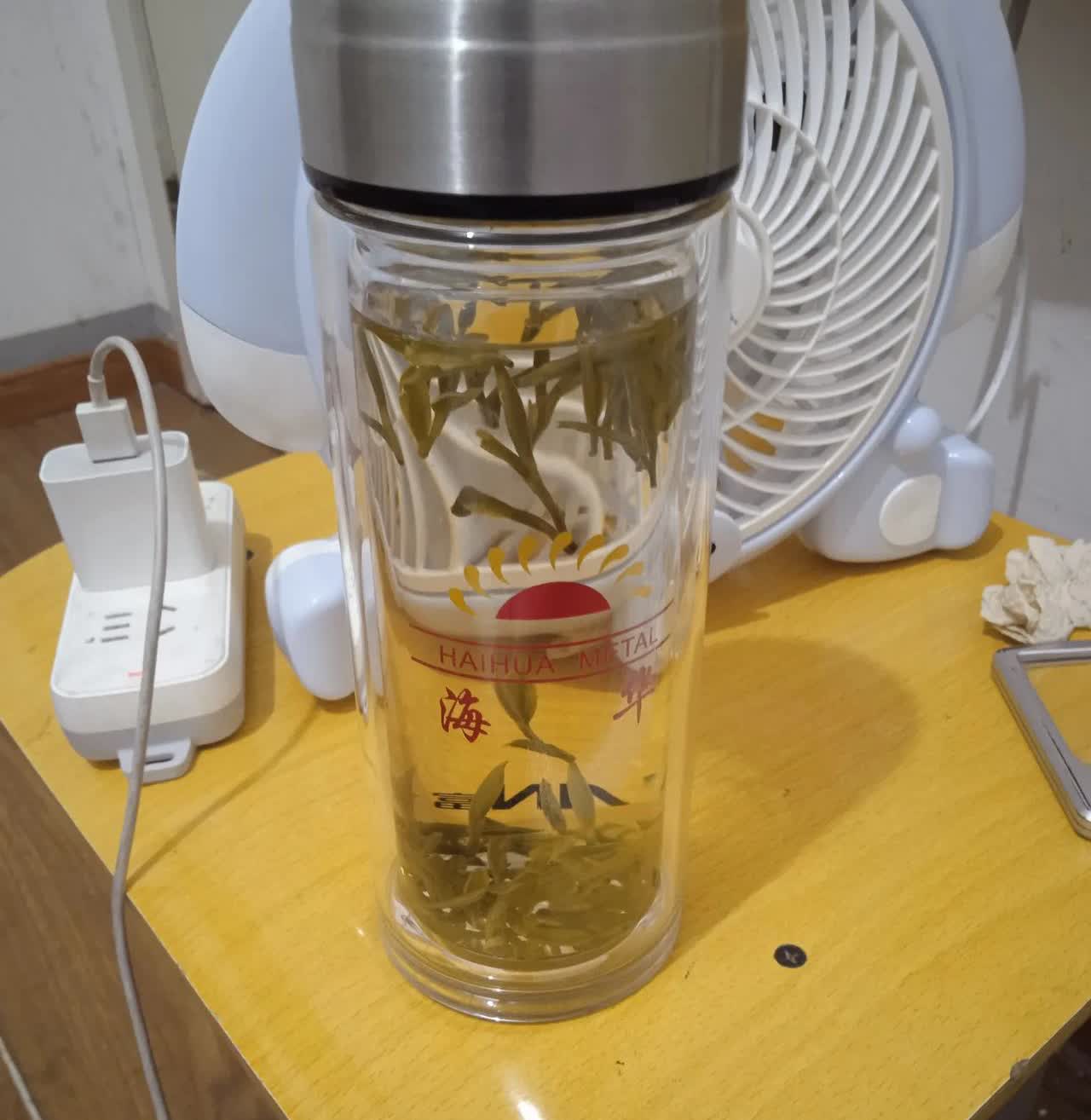 近几天听了下郭德纲相声，确实无聊，一直拿于谦一家嘲讽，于谦老婆，父亲，于谦妈妈，