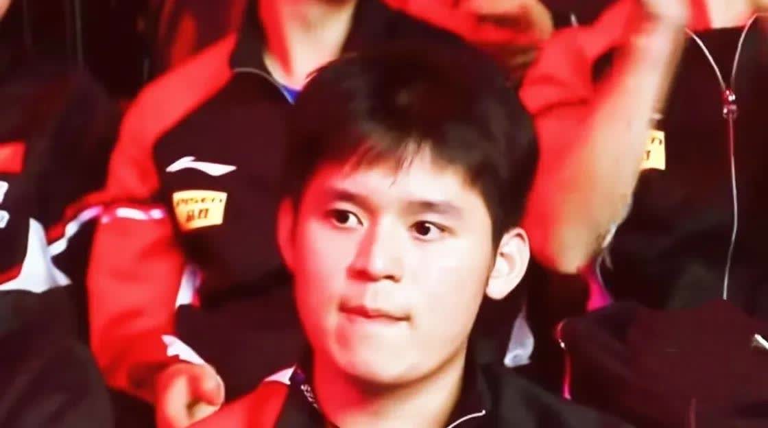 林诗栋的真正实力
应该是世界排名前四

今年几次大赛可以看出
林诗栋赢不