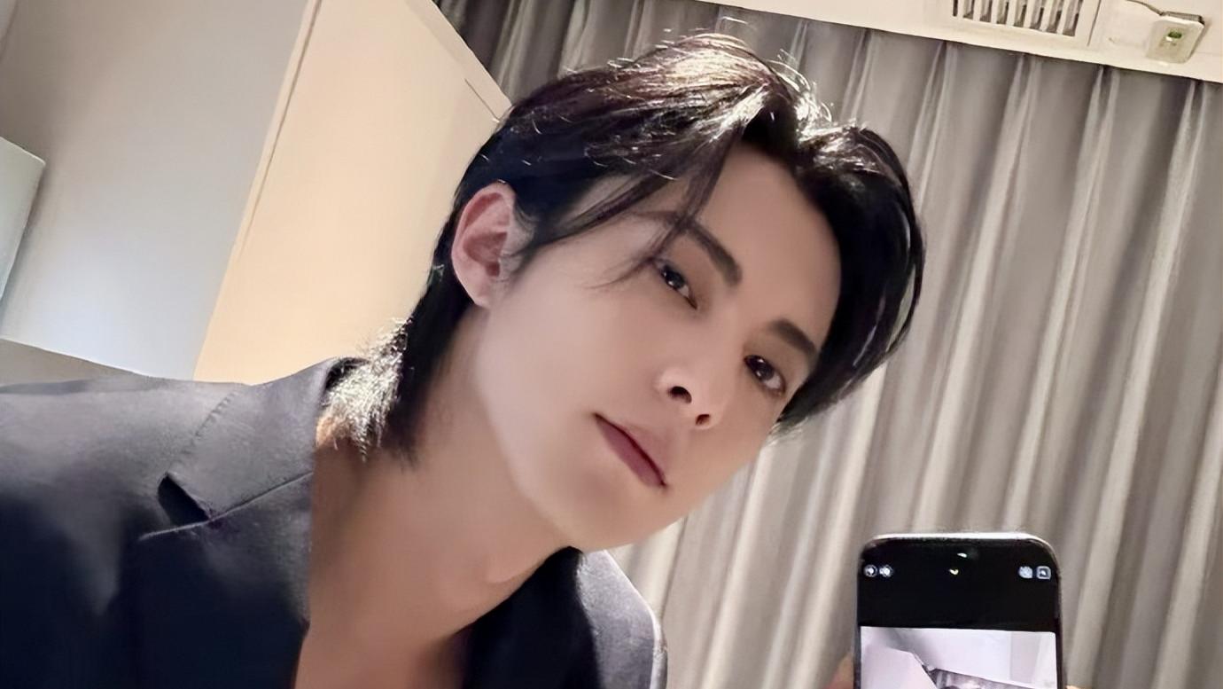 王鹤棣与女友录音疯传全网，谈了十年才被发现？工作室发声明否认