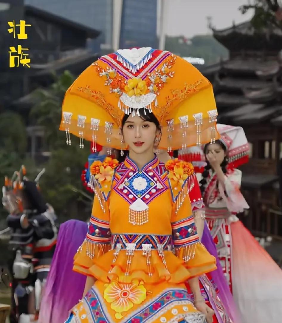 [微风][微风]你知道吗？在南宁民歌湖主会场，那首熟悉的《广西三月三》旋律一响起