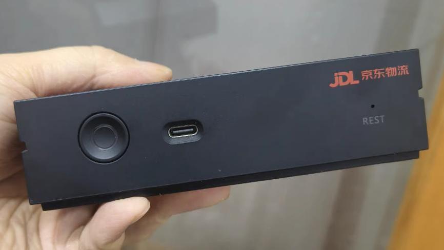 二手鱼流入京东淘汰的迷你主机，东哥家的配置很OK，建议捡漏