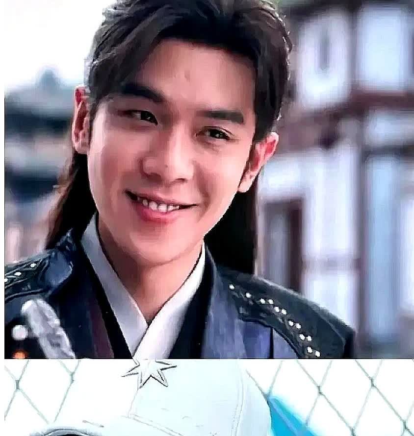 一觉醒来

张若昀天塌了！

张若昀的老婆唐艺昕，近几日上了好几次热搜，