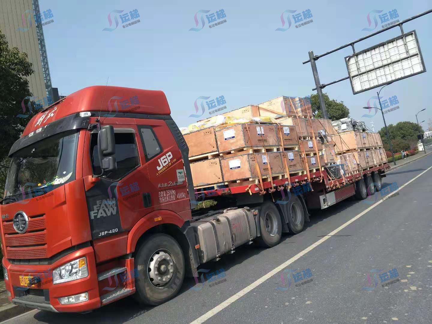 西奥电梯运输难在哪？