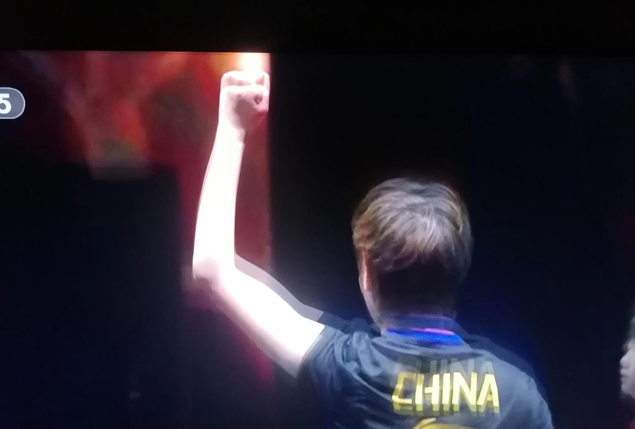 王曼昱赢了，WTT中国大满贯赛冠军！
      当两个熟悉的不能再熟悉的人，隔