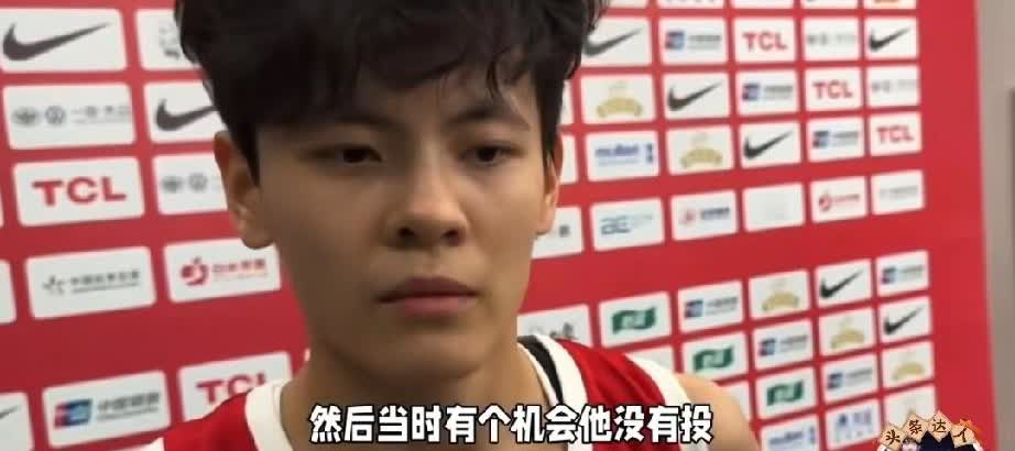 不知你注意到没？看了中国女篮杨舒予胜利赛后的采访后，发现了一个有趣的现象:
你