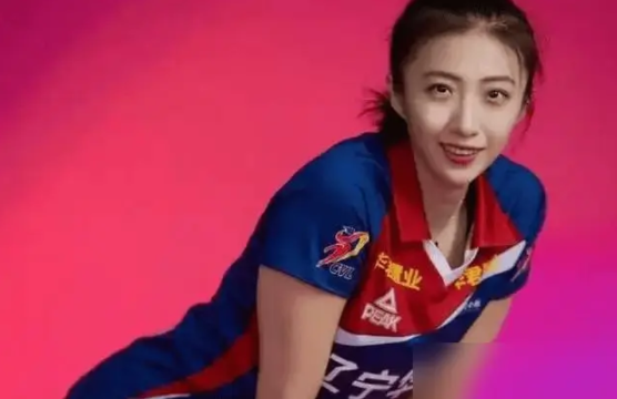 辽宁女排奖金到位后，排名前四的分派奖金如下！

王一梅，作为总经理的她，成功邀请