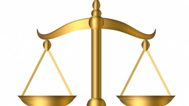 河北女商人姚铁珍的十年维权路：从无罪判决到追责司法渎职