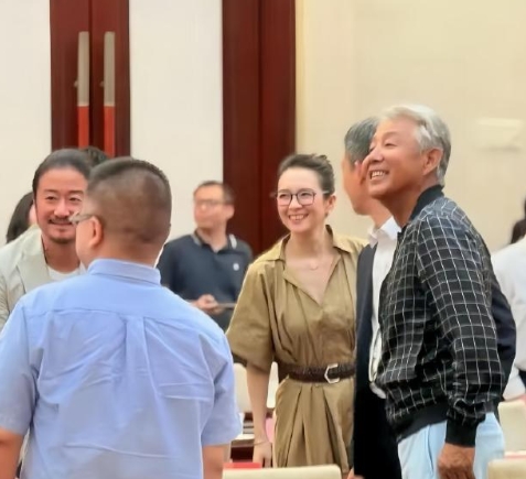 这四位的演技真的很不错的。近日，陈道明、章子怡、吴京、张译参加活动时的热聊画面。