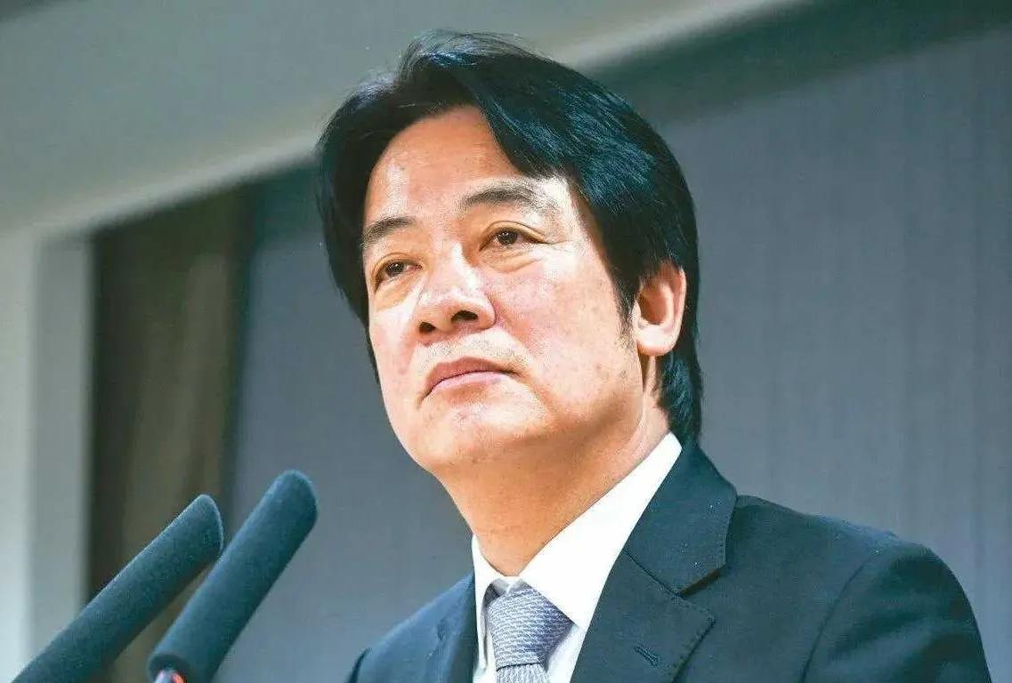 假如我是赖清德
我会坚持两岸对话
承认一个中国原则
承认“九二共识”
推动两岸在