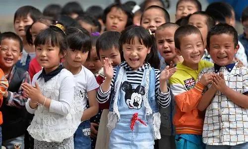 #公办幼儿园3年保教费均免除还要多久#
幼儿园大班保教费免了，这是第一步！
良好