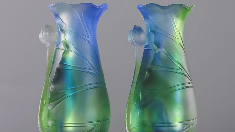 邂逅古法琉璃莲叶花瓶，遇见东方雅韵