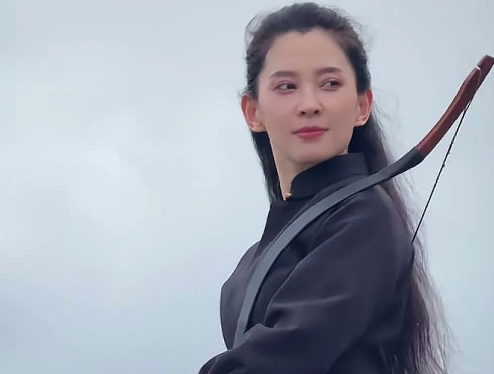 森林北根本不会在乎，汪峰能不能与她相伴到老。她自己有女儿，有事业，通过她的穿着打