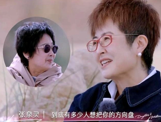 谁能想到黄圣依深夜发长文感谢的人，竟然不是富豪老公杨子，也不是亲妈邓传理，而是观