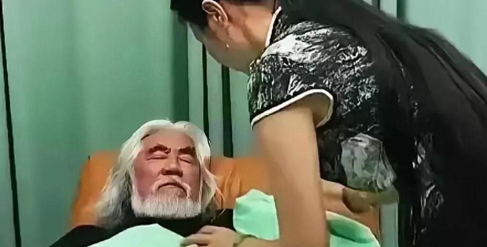 张纪中73岁喜添四胎











这瓜真是一个比一个大！73岁的张纪中