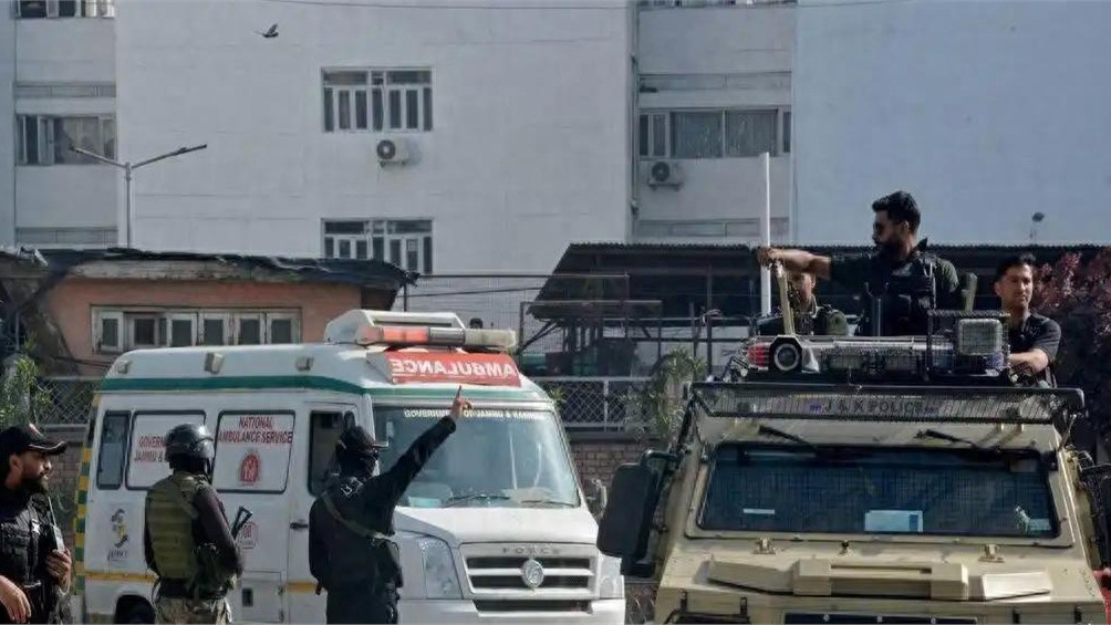 莫迪开了一个危险的先例！左手拉闸右手泄洪，能打垮巴基斯坦吗？