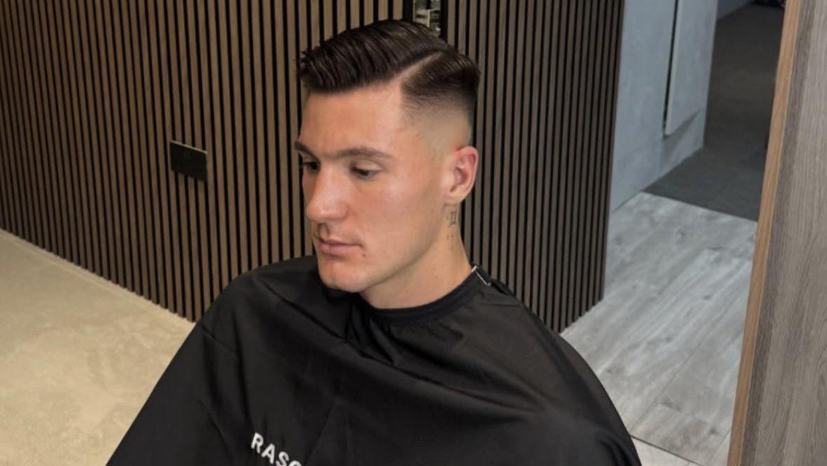 谢什科伤愈却食物中毒恐缺阵！阿莫林恼火，仍不知非洲杯三人能否参赛